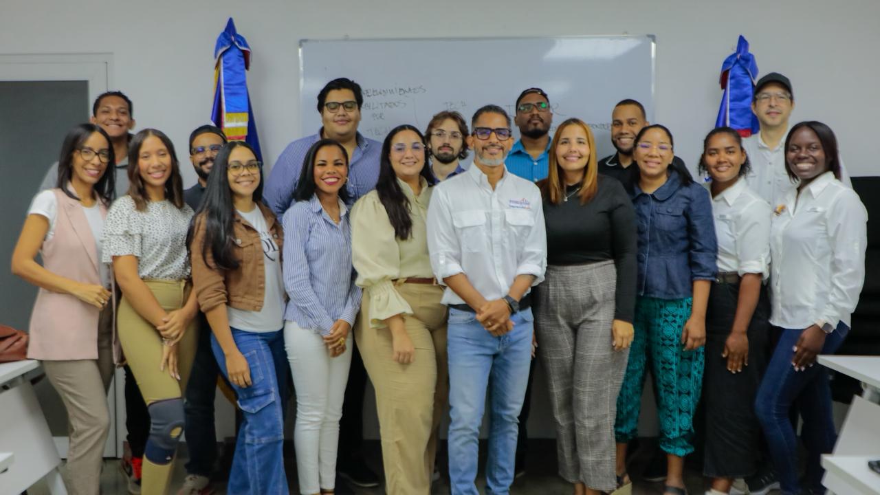 Promipyme culmina mentoría con participantes EmprendeLab 2025